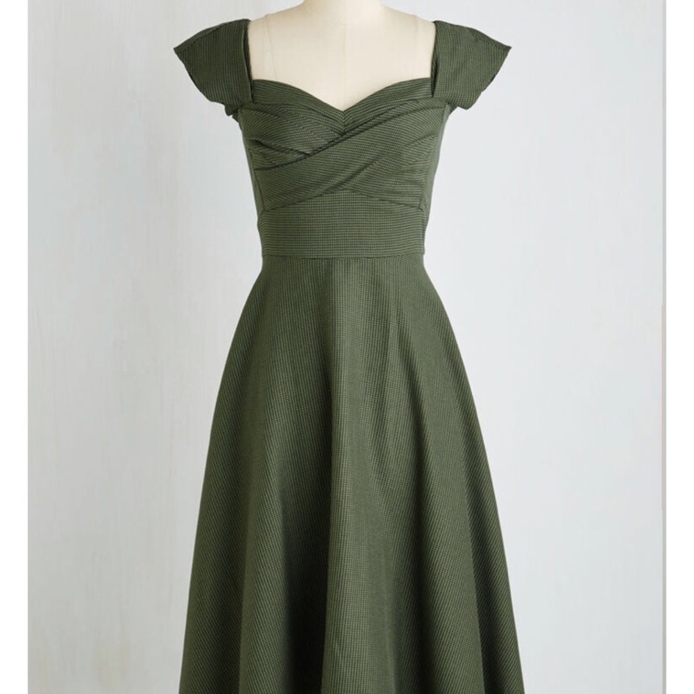 Stop Staring! Pine All Mine Midi Dress- Evergreen